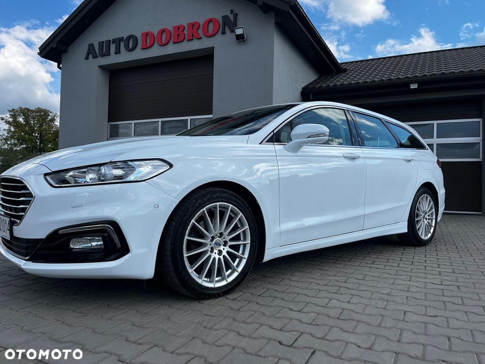 Ford Mondeo - 38