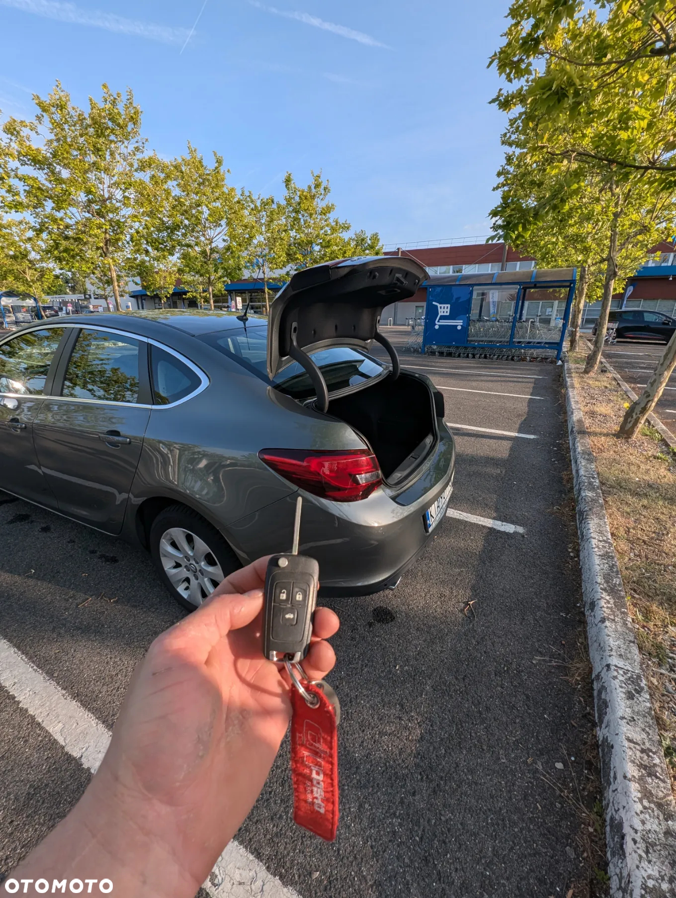 Opel Astra IV 1.4 T Active EU6 - 17