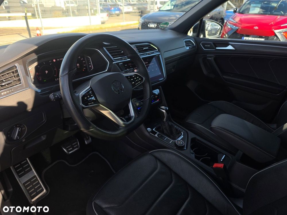 Volkswagen Tiguan - 10