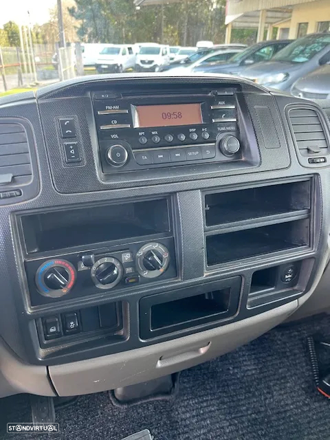 Nissan NT400 3.0 CAB/DUPLA BASCULANTE E PLATAFORMA - 19
