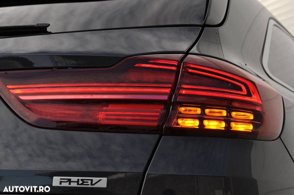 Kia Ceed SW 1.6 GDI DCT OPF Plug-in-Hybrid Platinum Edition - 5