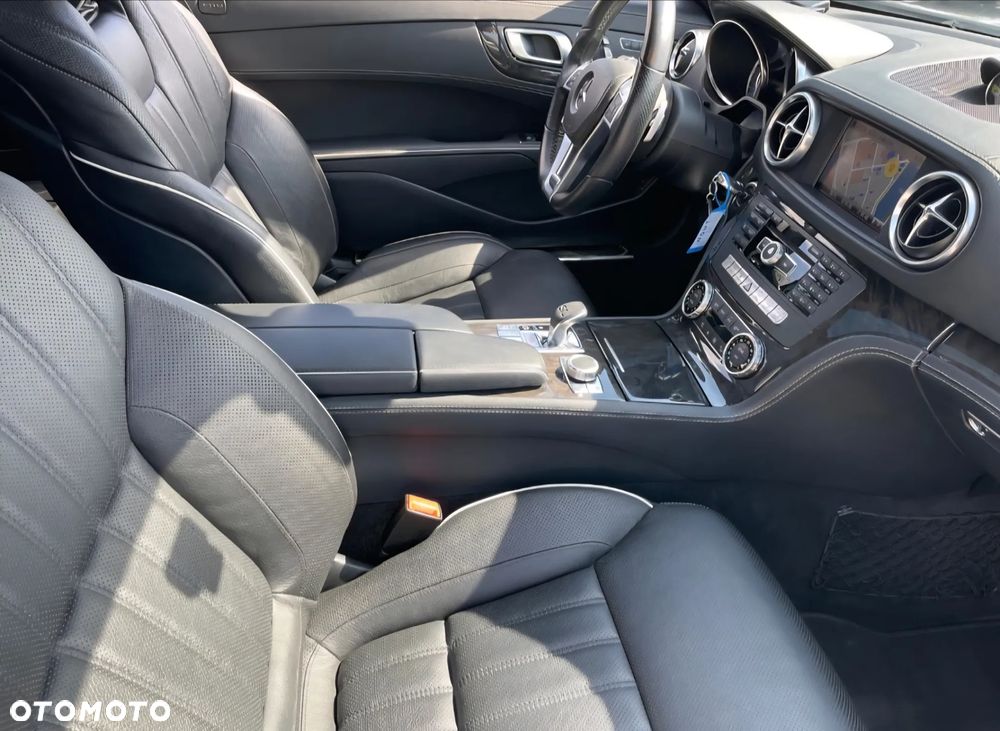 Mercedes-Benz SL 350 7G-TRONIC - 8