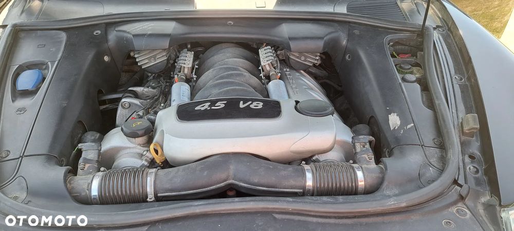 Porsche Cayenne - 7