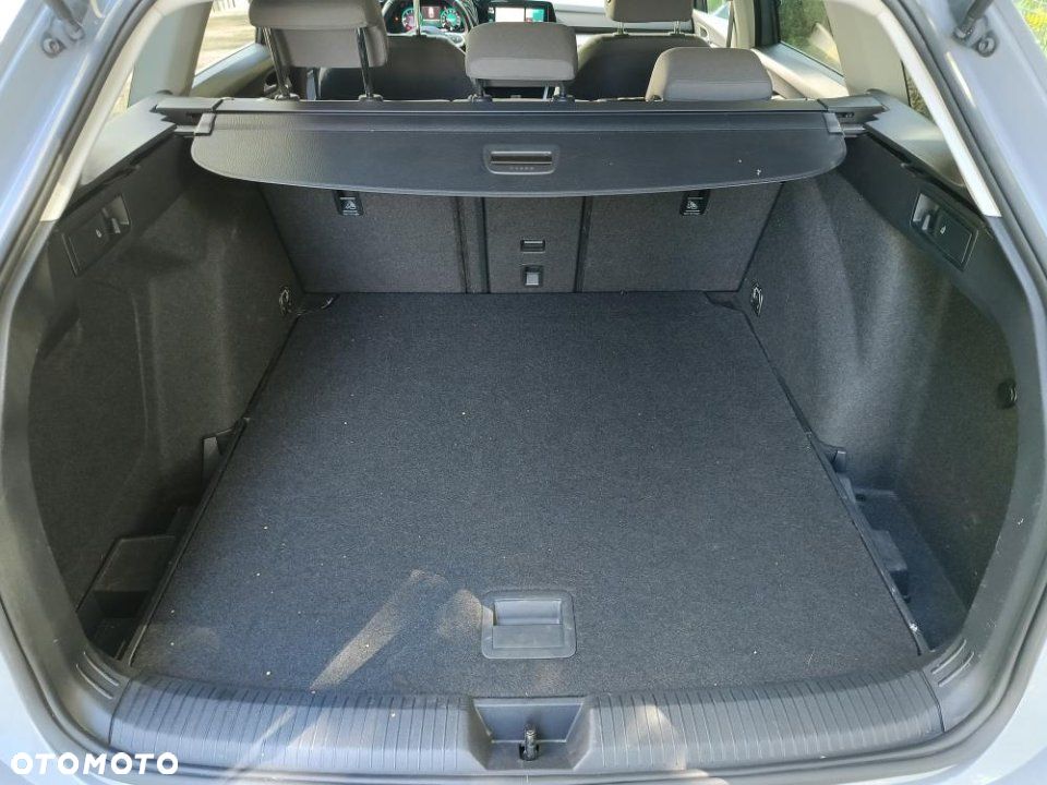 Volkswagen Golf - 18