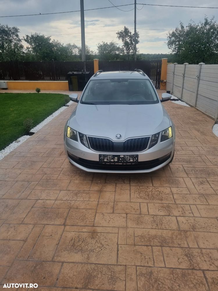 Skoda Octavia 1.6 TDI Ambition - 1