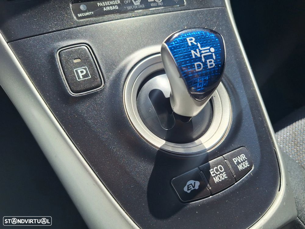 Toyota Auris 1.8 HSD JLL17 - 27