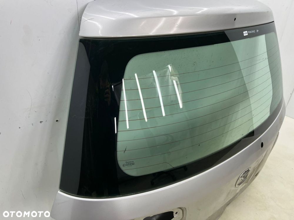 Szyba tylna Mazda 2 DY 03-07r. tylna w klapę bagażnika oryginalna - 2