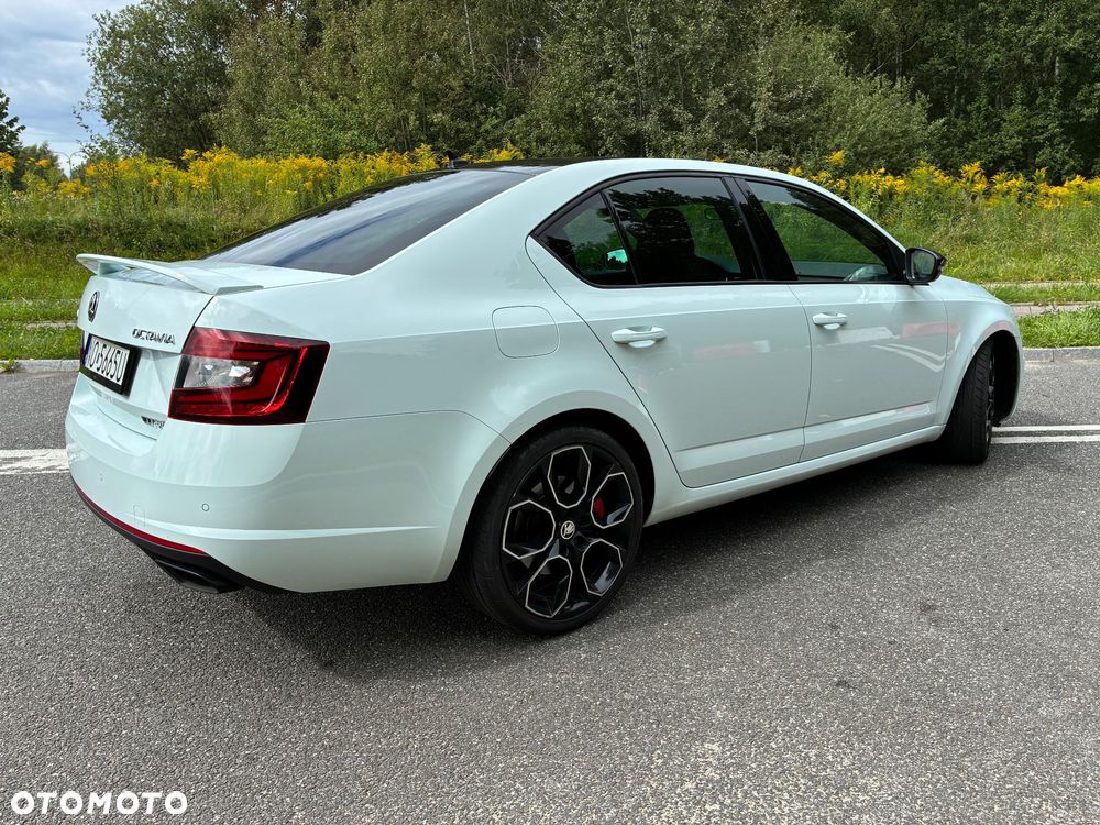 Skoda Octavia 2.0 TSI RS Challenge 245 DSG - 35