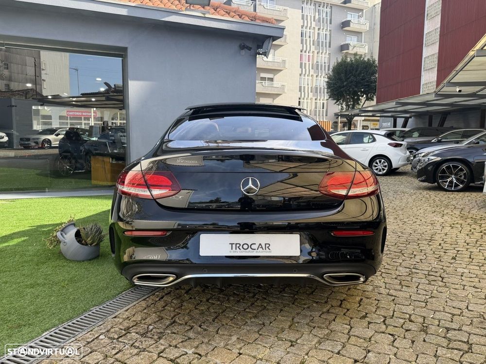 Mercedes-Benz C 180 9G-TRONIC AMG Line - 15