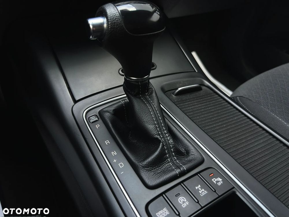 Kia Sorento 2.2 CRDI XL - 25