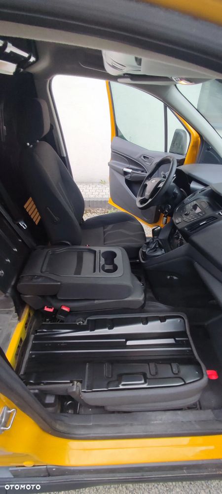 Ford Connect - 10