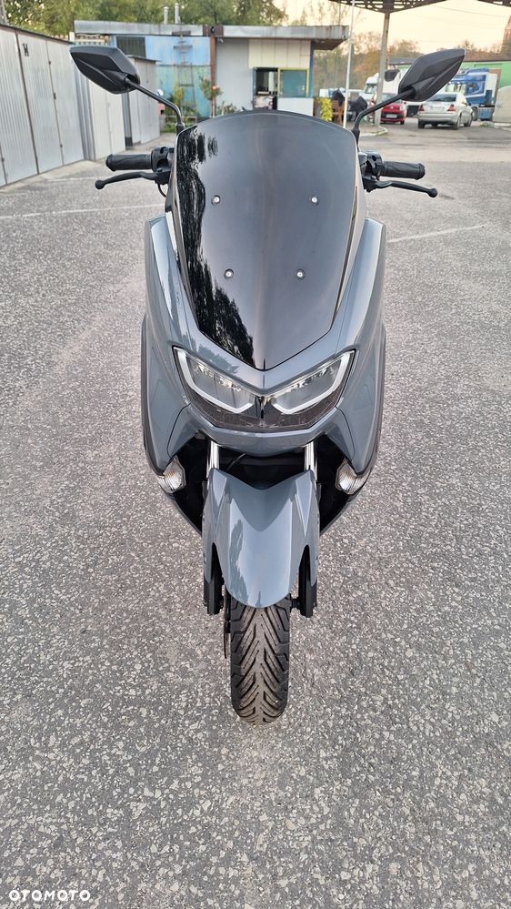 Yamaha NMAX - 17