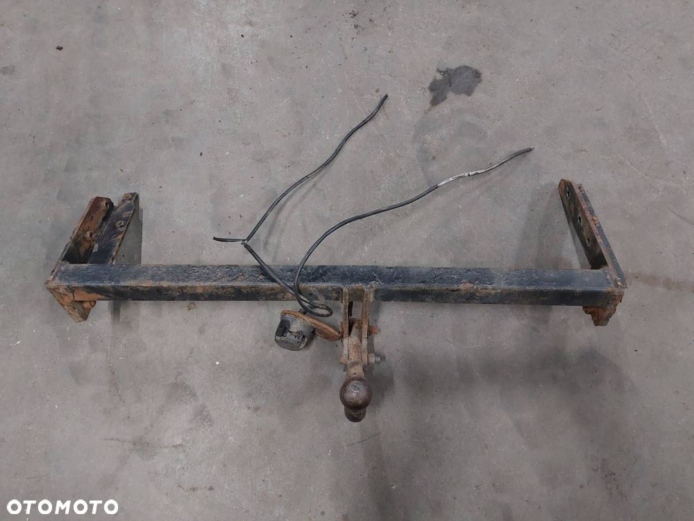 HAK HOLOWNICZY BRAK TABLICZKI NISSAN ALMERA N16 SEDAN - 1