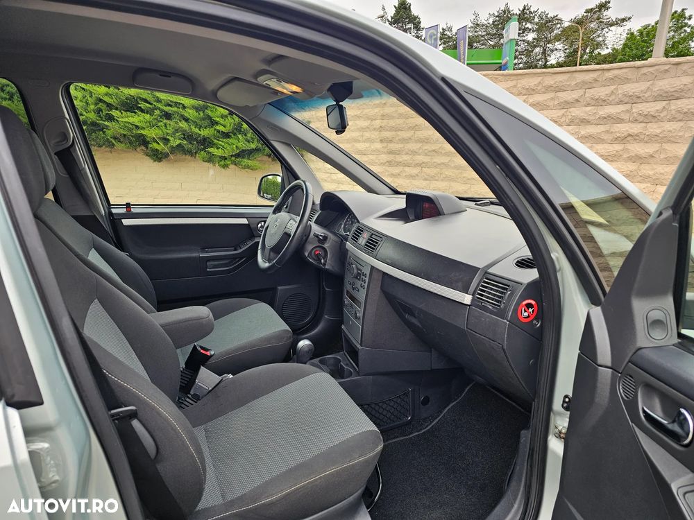 Opel Meriva 1.6i Cosmo Easytronic - 7