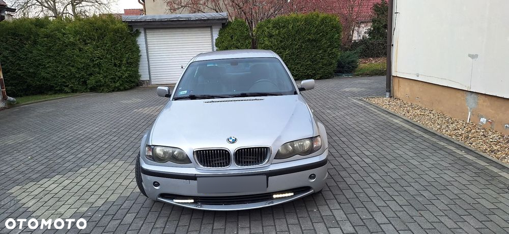 BMW Seria 3 316i - 4