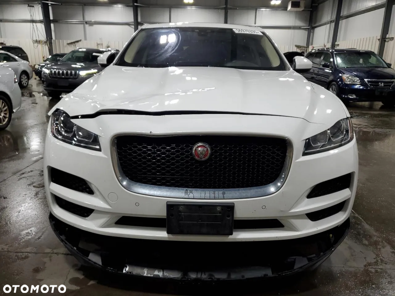 Jaguar F-Pace - 5