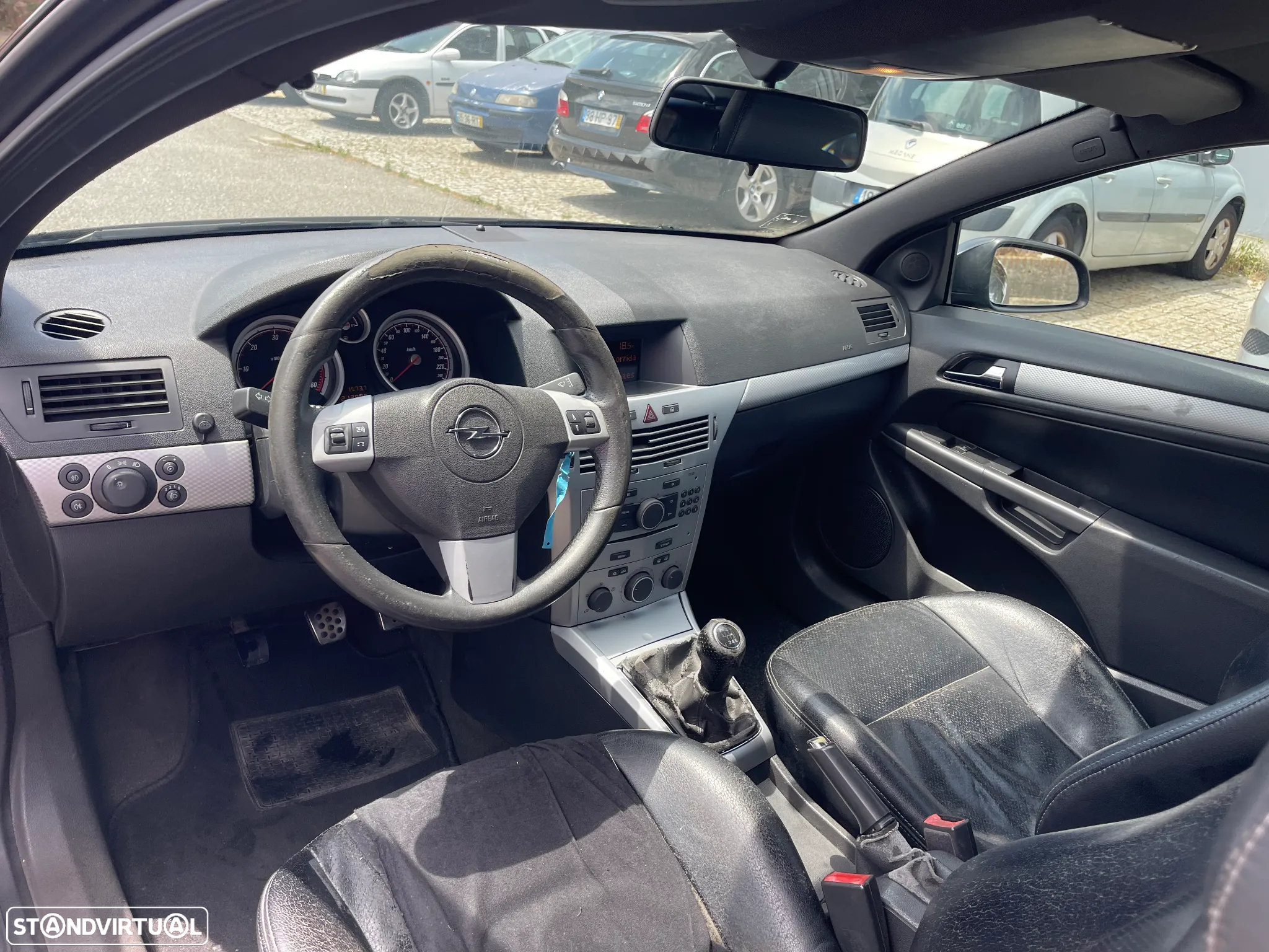 Opel Astra GTC 1.7 CDTi - 11