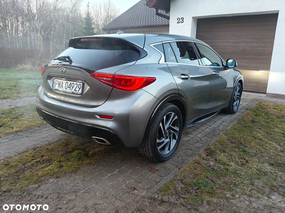 Infiniti Q30 2.2d DCT Premium - 5