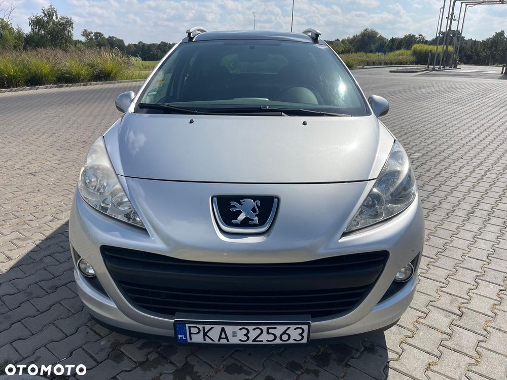 Peugeot 207 1.4 - 14