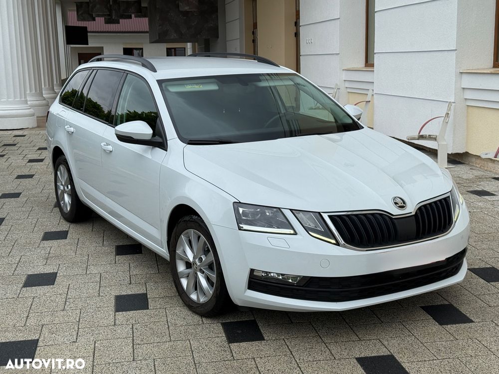 Skoda Octavia - 2