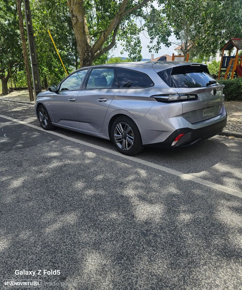 Peugeot 308 SW BlueHDi 130 EAT8 Allure - 11