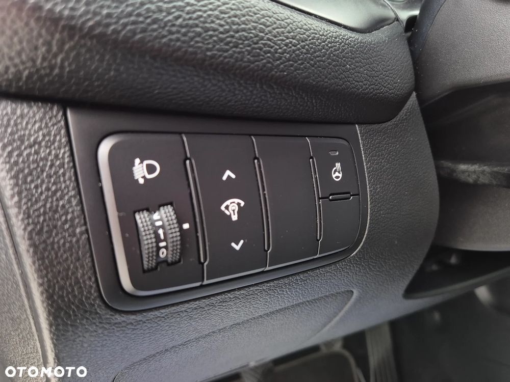 Kia Ceed 1.6 GDI Fifa World Cup Edition - 29