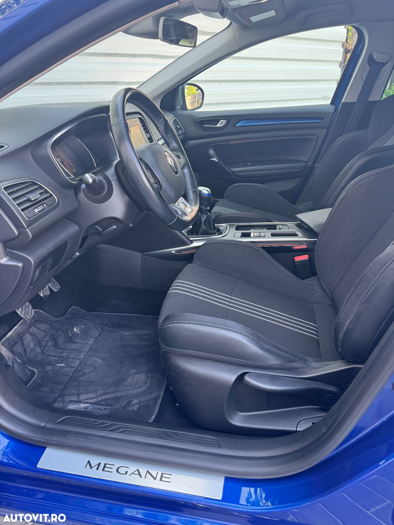 Renault Megane ENERGY dCi 130 GT LINE - 23