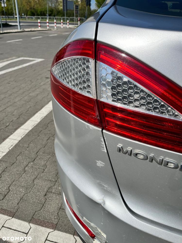 Ford Mondeo 1.6 Silver X - 26