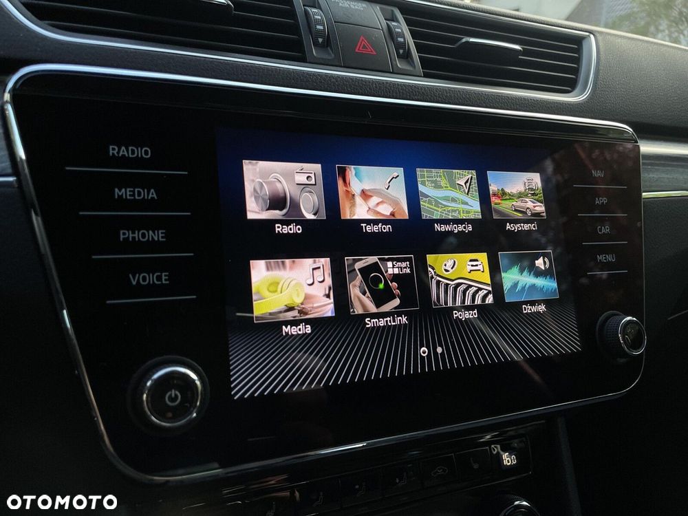 Skoda Superb 2.0 TDI SCR Style DSG - 20