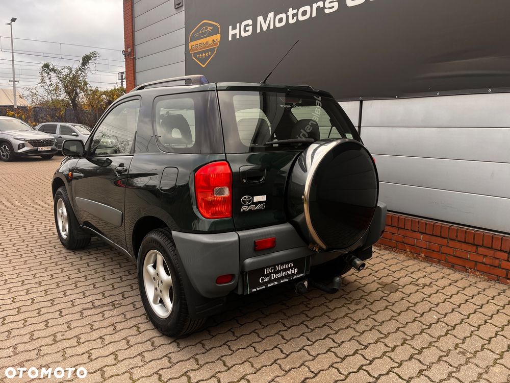 Toyota RAV4 1.8 VVT-i 4x2 - 8