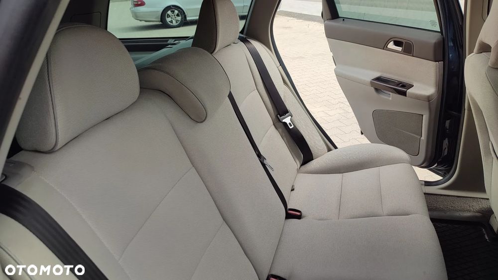 Volvo V50 2.0D Momentum - 15