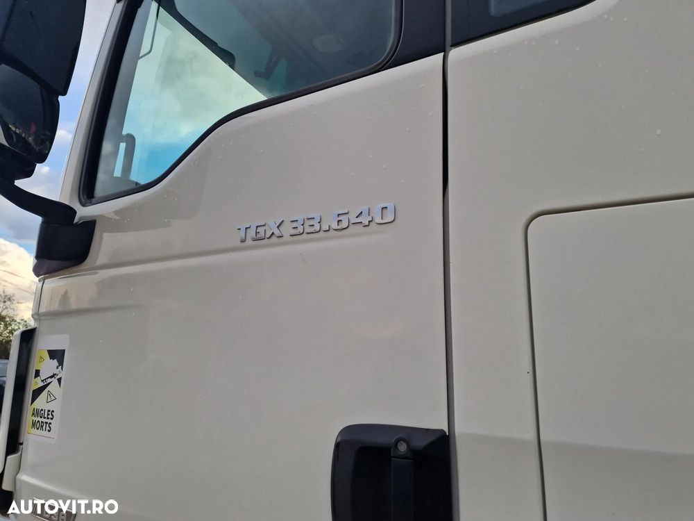 MAN TGX 33.640 6x4, 2019, 353.000km, cabina XXL, Automata+INTARDER 6 trepte, frigider, cuptor microunde, protectii sasiu, av 80% ok, posibilitate leasing 4 ani, PROMOTIE 49.900 EUR+Tva - 9