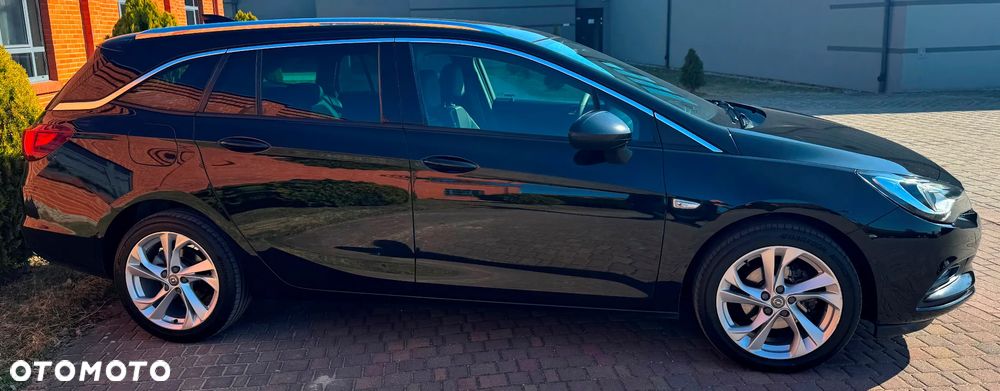 Opel Astra 1.6 CDTI Cosmo - 40