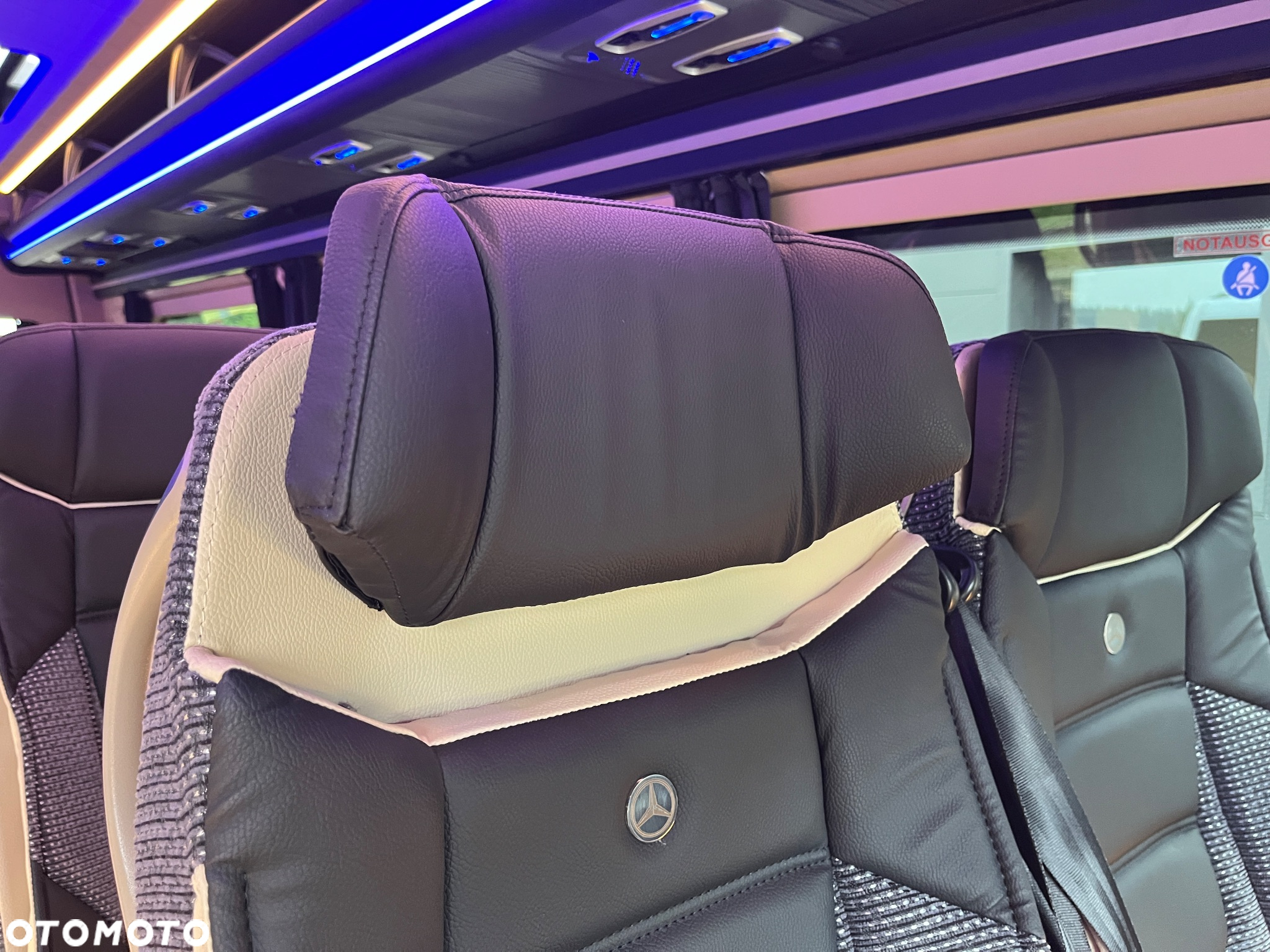 Mercedes-Benz Sprinter 519 - 19