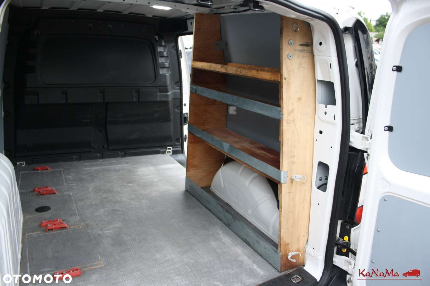Volkswagen Caddy - 15
