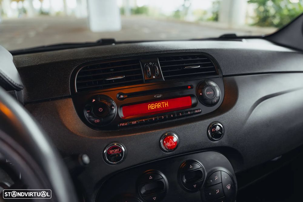 Abarth 595 1.4 T-Jet Competizione - 24