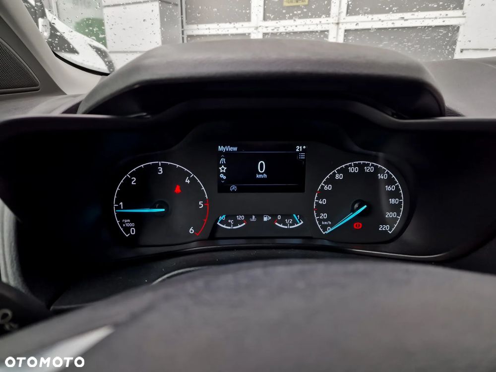 Ford TRANSIT CONNECT L2 - 9
