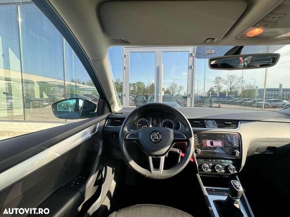 Skoda Octavia 1.6 TDI Ambition - 11