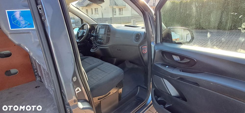 Mercedes-Benz VITO - 11