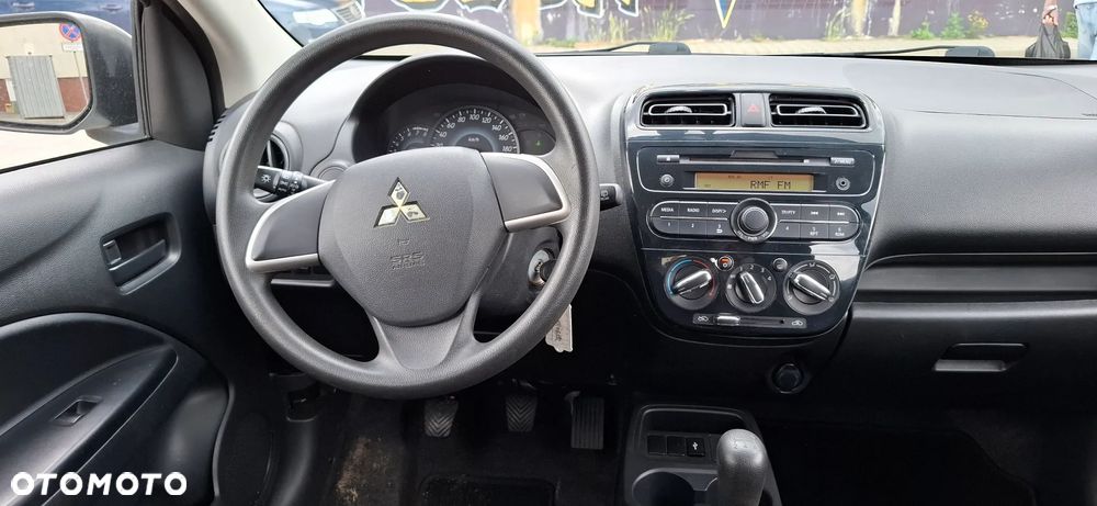 Mitsubishi Space Star 1.0 Entry - 11