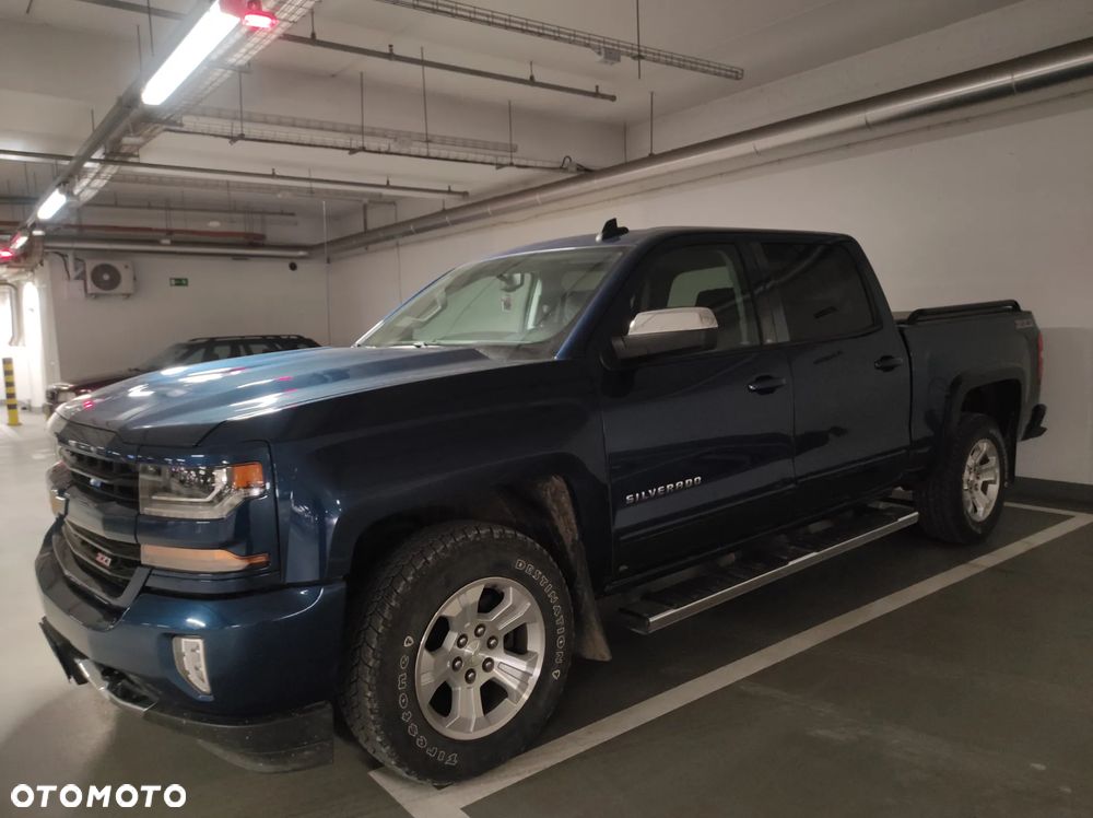 Chevrolet Silverado - 7
