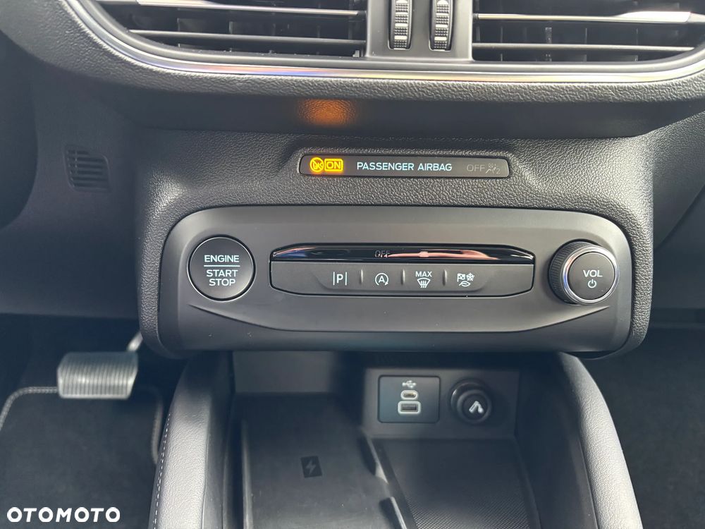 Ford Focus 1.5 EcoBlue Start-Stopp-System TITANIUM X - 17