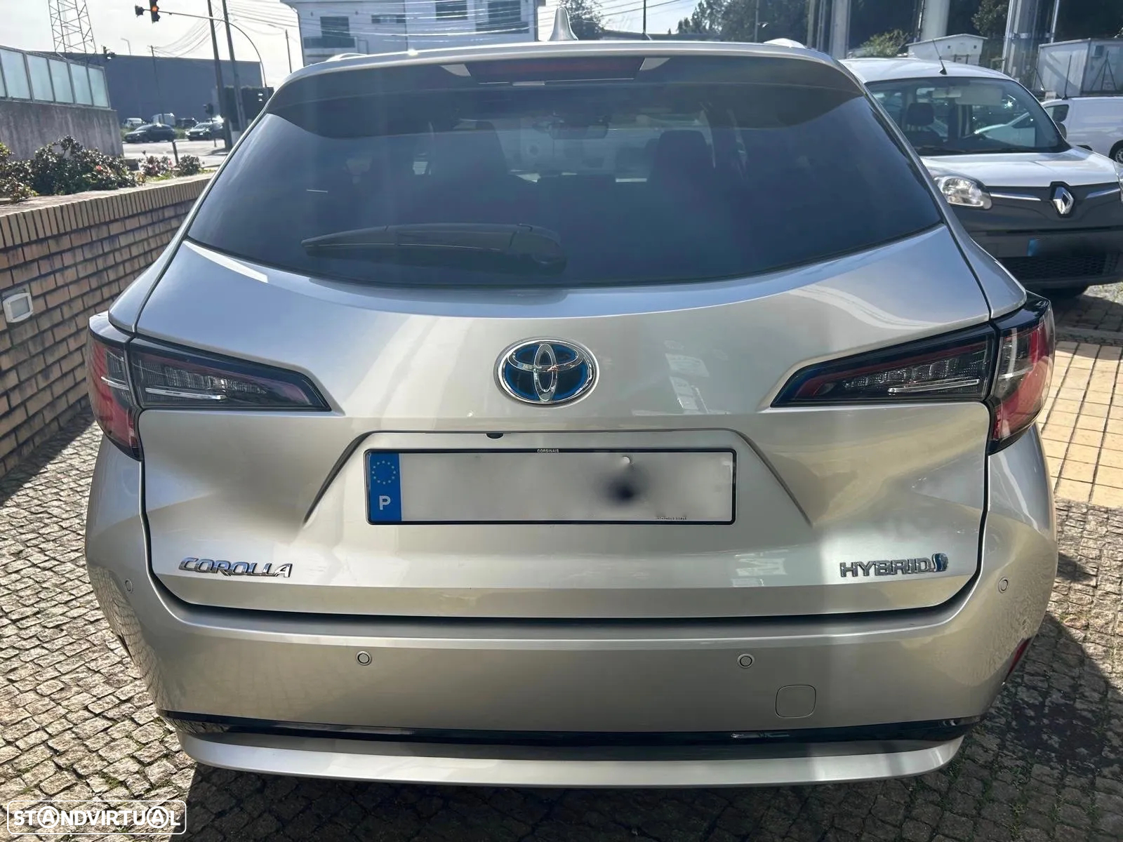 Toyota Corolla Touring Sports 1.8 Hybrid Comfort+P.Sport - 12