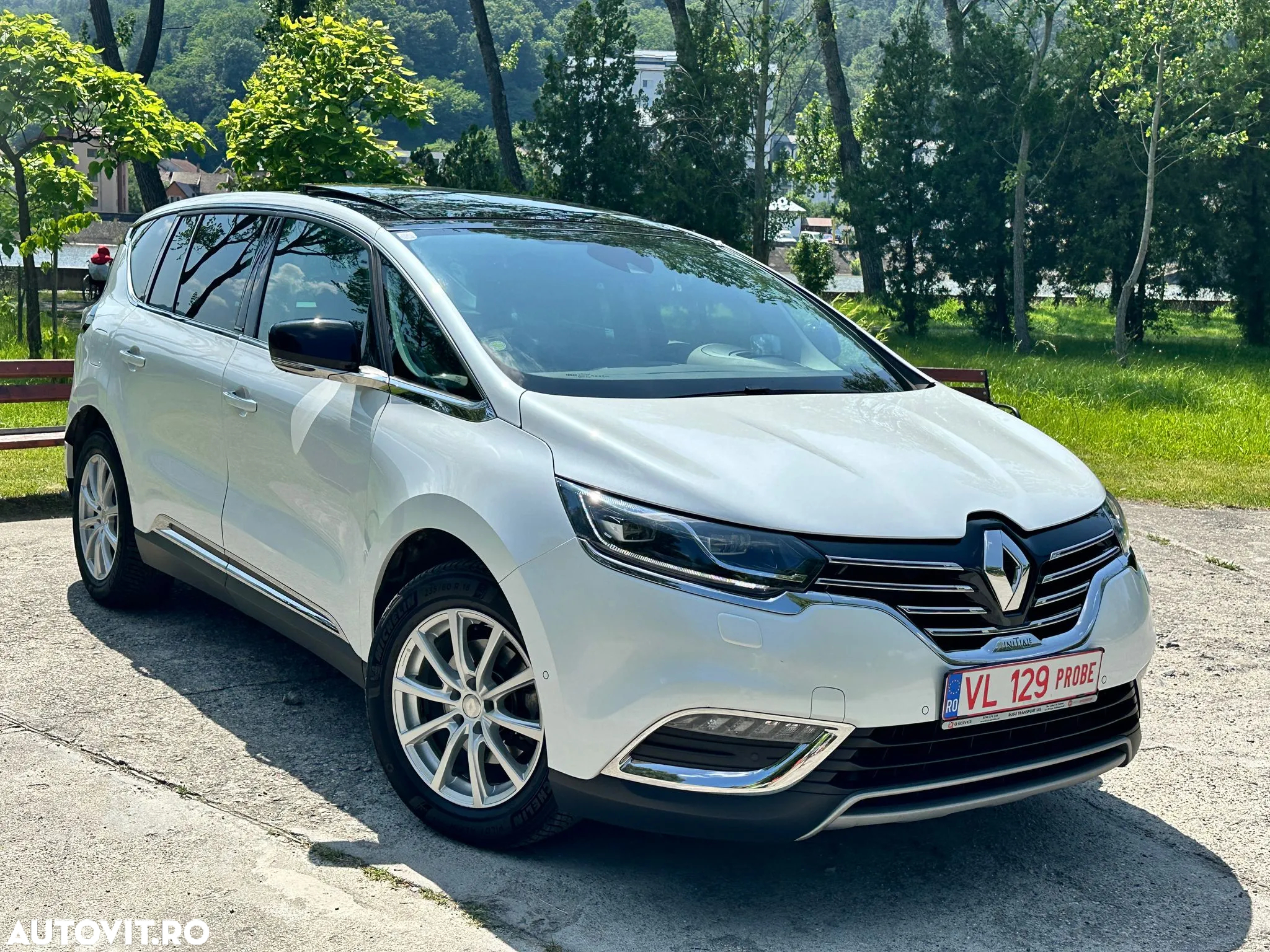 Renault Espace BLUE dCi 200 EDC INITIALE PARIS - 2
