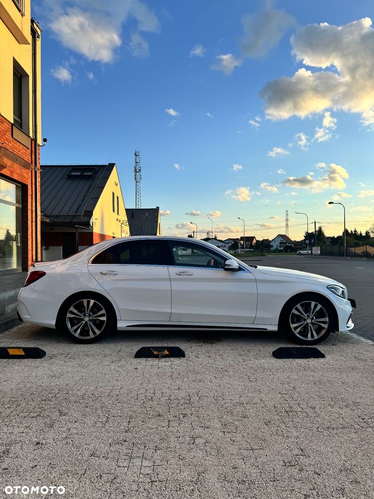 Mercedes-Benz Klasa C 300 7G-TRONIC - 3