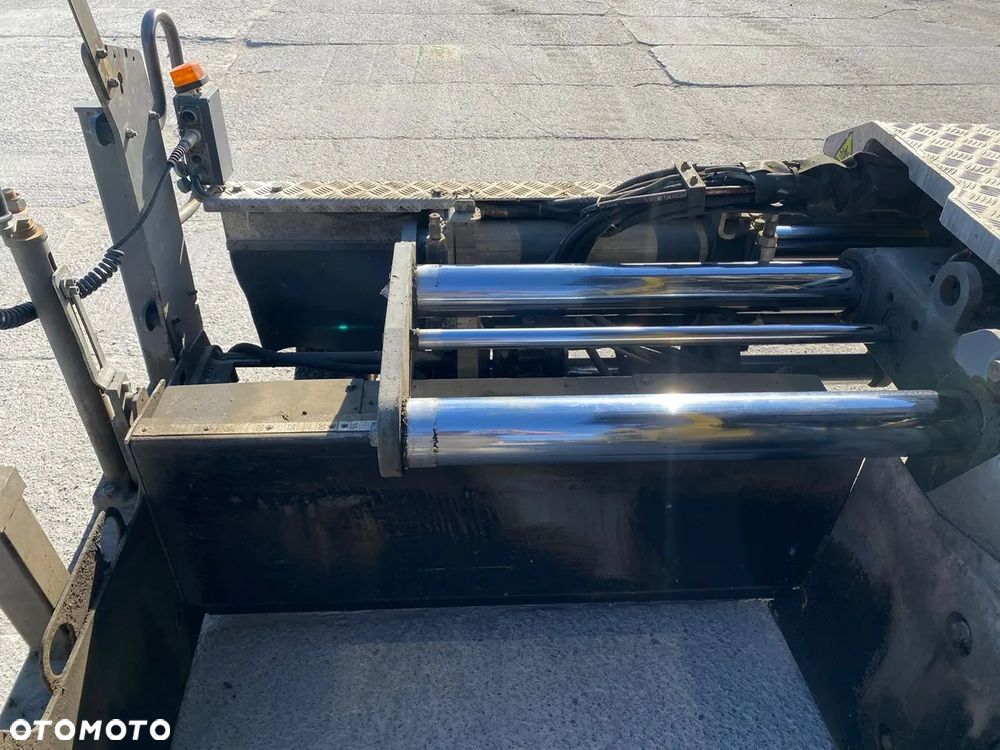 Volvo ABG 7820B / Rozściełacz Asfaltu / Niwelacja / Poszerzenia - 20