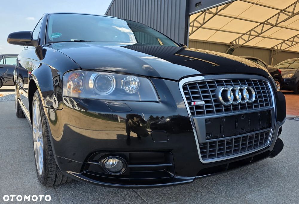 Audi A3 Sportback 1.6 FSI Attraction - 4