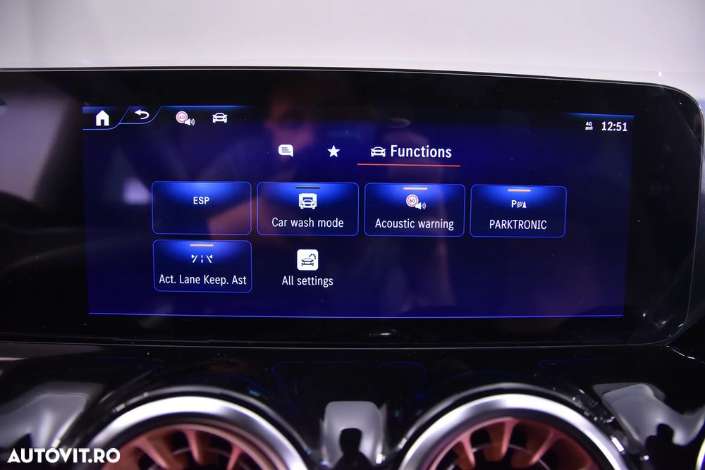 Mercedes-Benz EQA 250+ - 19