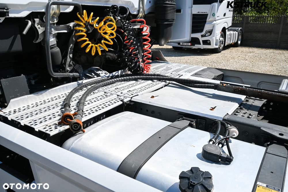 Mercedes-Benz Actros bez retardera - 13