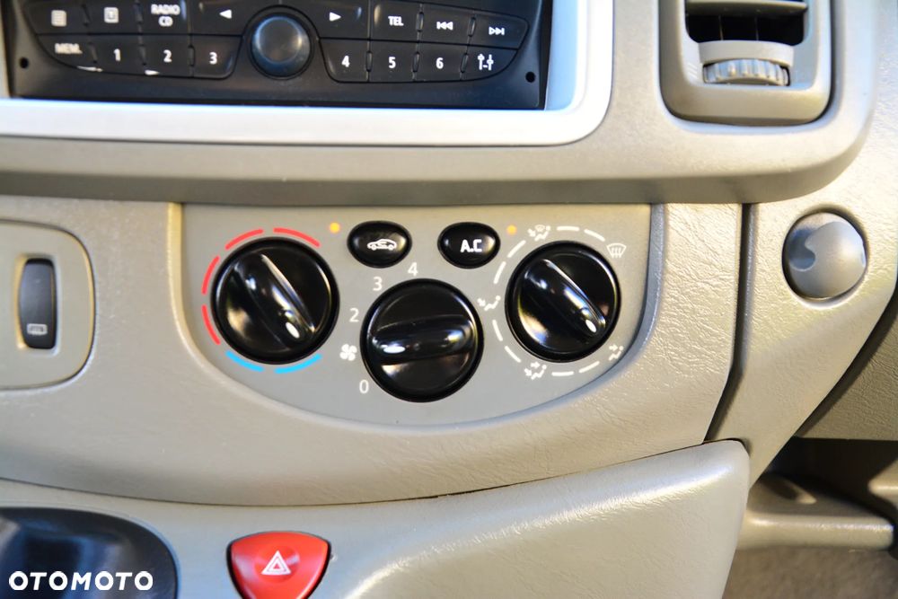 Renault Trafic FAP Grand Passenger Black Edition - 34